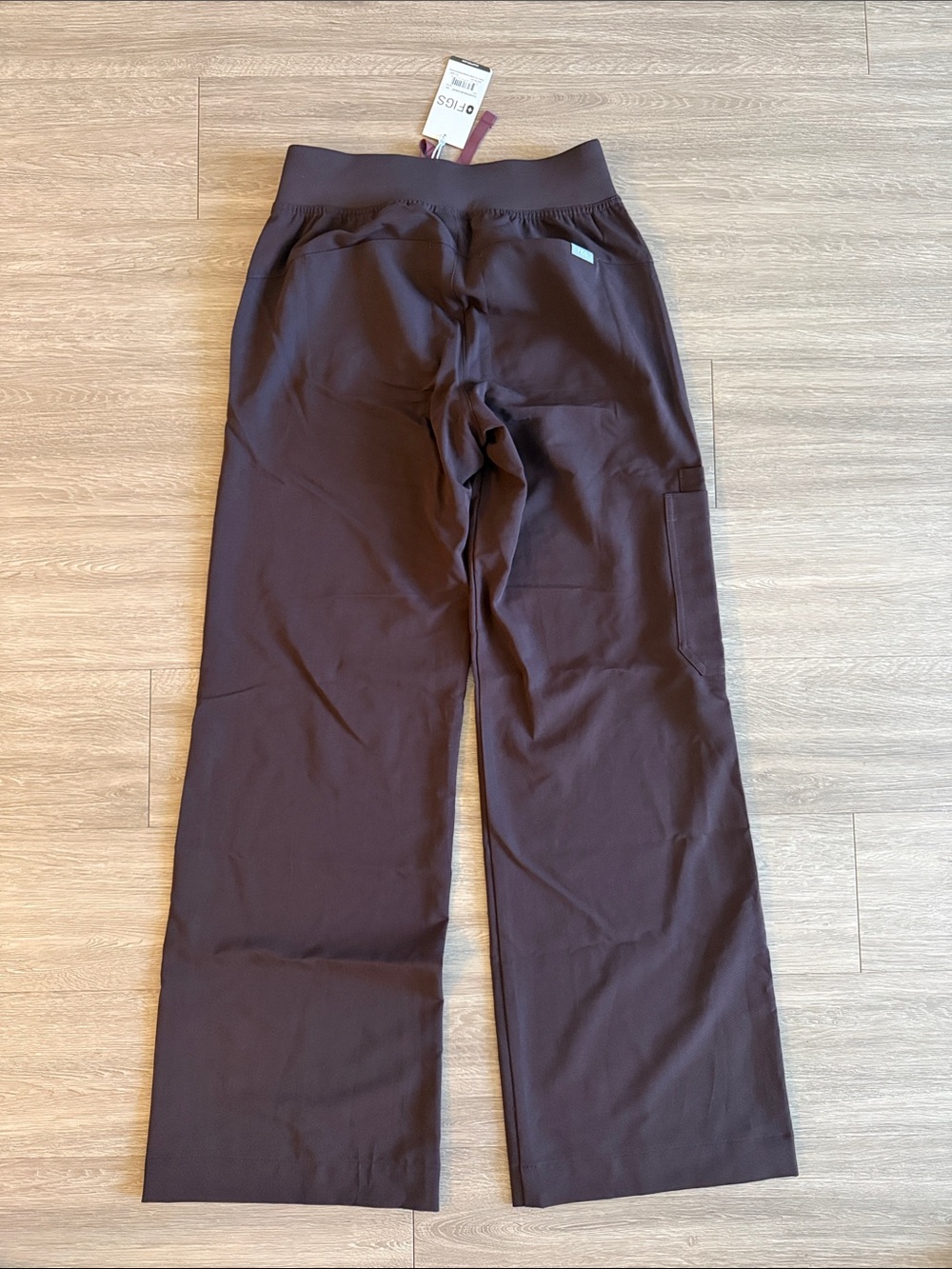 NWT Figs Espresso Isabel High-Waisted Wide-Leg Scrub Pants - Picture 8 of 9